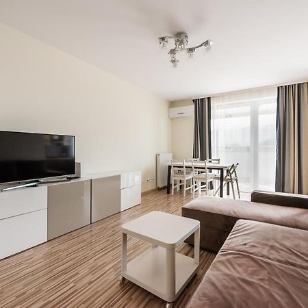 Metro Kondratowicza Spacious Apartment Warschau Exterior foto